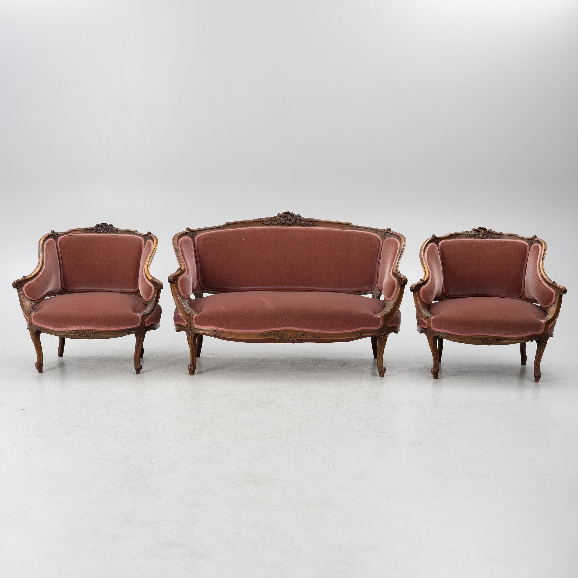 Sofa, 2 armchairs, 4 chairs, table and banquet, Rococo style, 20th century.