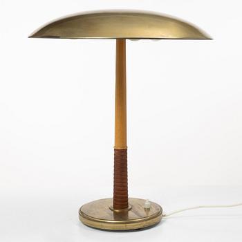 Harald Notini, A model 15525 table lamp, Arvid Böhlmarks Lampfabrik, Stockholm, 1950s.