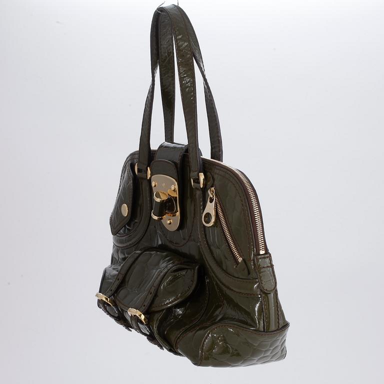 VÄSKA, "Flapper crocodile-effect bag",  Alexander McQueen.