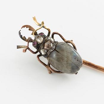 A brooch pin in the form of a beetle, 18K gold and silver with labradorite.