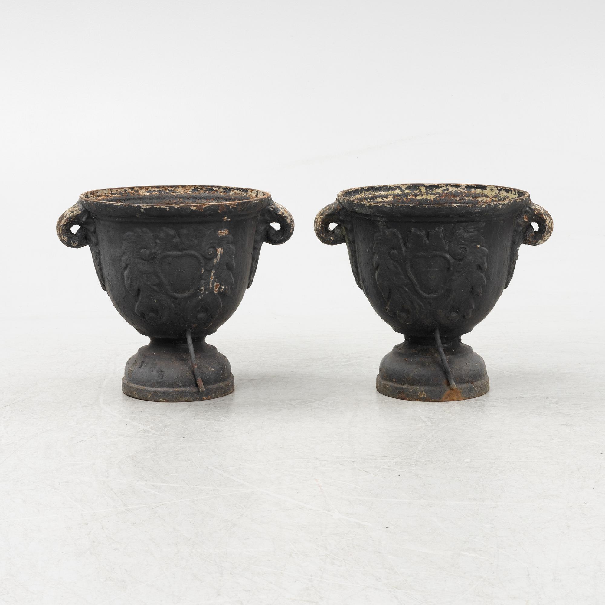 Ytterfoder, ett par, gjutjärn, 1900-tal.