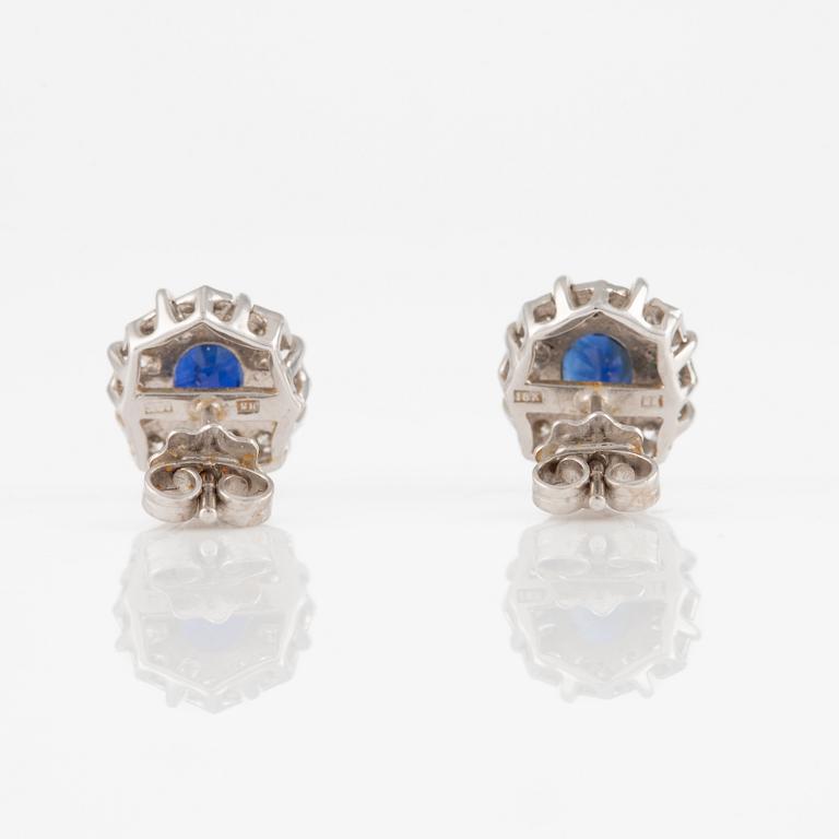 Earrings, one pair, Strömdahl, carmosé, 18K white gold with sapphires and brilliant-cut diamonds.