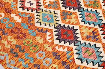 A Kilim carpet, c. 497 x 305 cm.