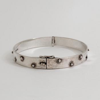 ARMBAND, stämplad AEK 916H, Helsingfors, 1966.