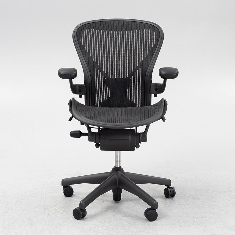 Don Chadwick och Bill Stumpf, kontorsstol, "Aeron", Herman Miller.