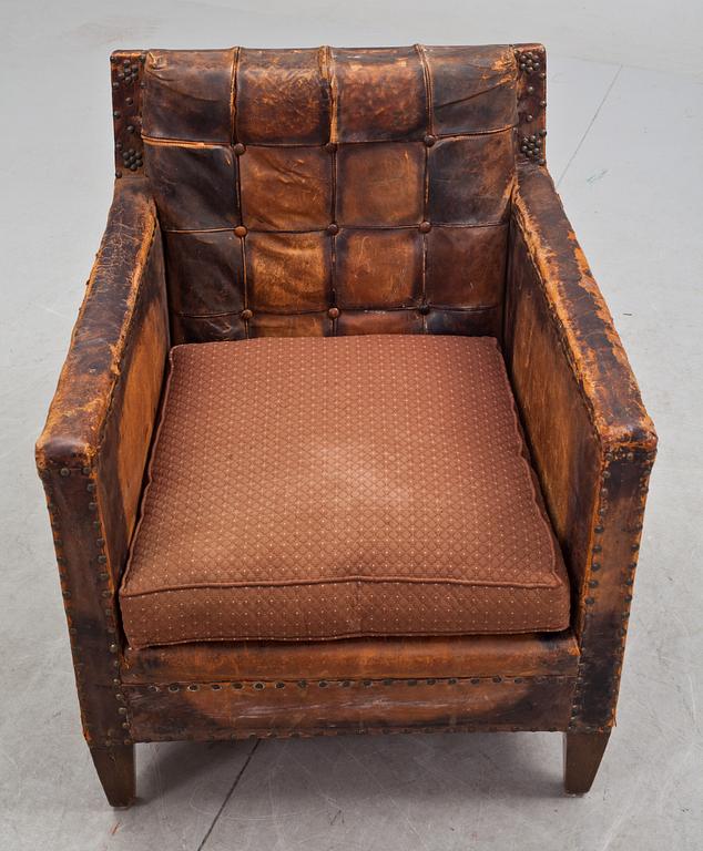 FÅTÖLJ, 1900-talets första hälft.