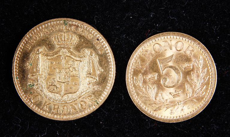 GULDMYNT, 10 Kr resp 5 Kr, 1883 resp 1901. Vikt 7 gram.