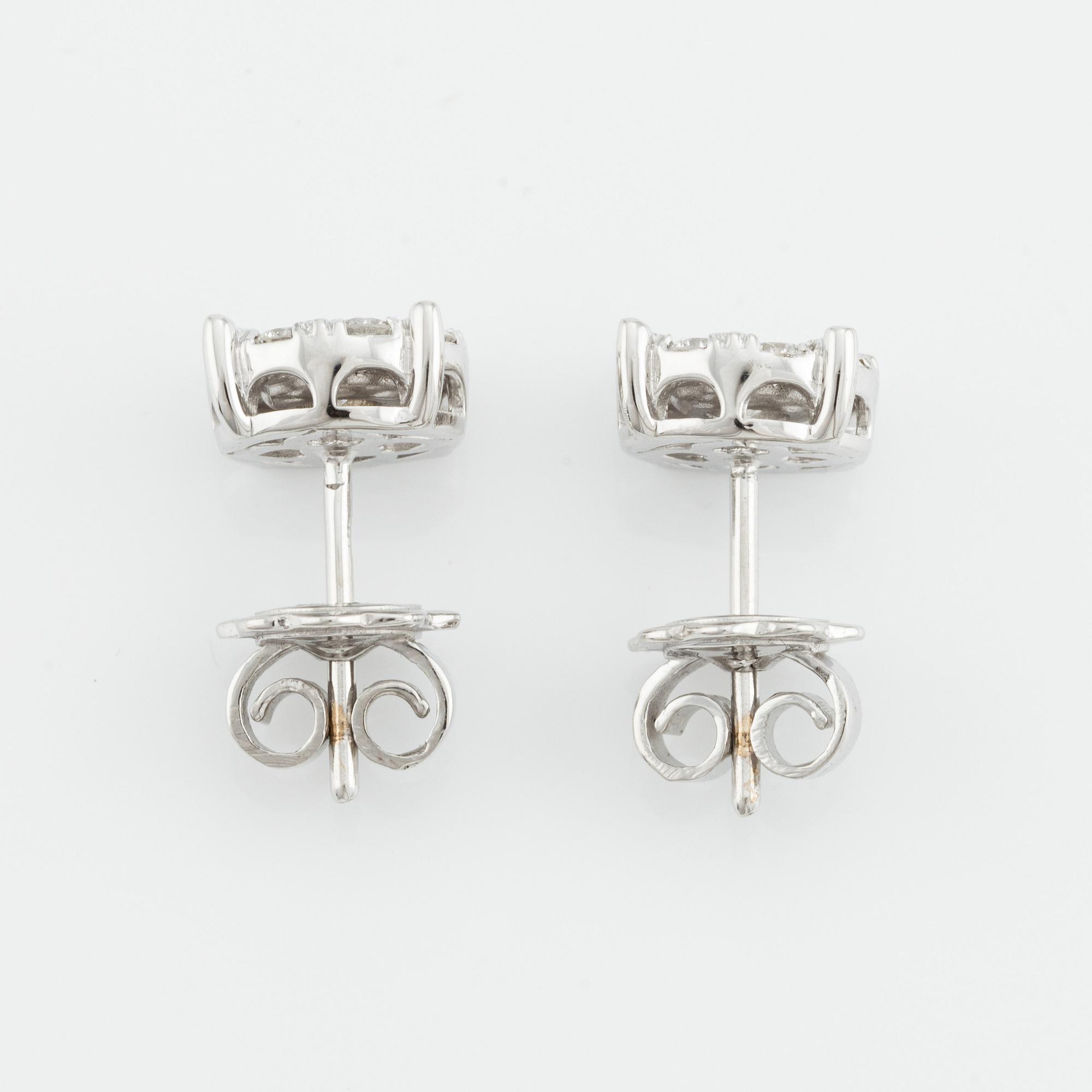 Earrings with brilliant-cut diamonds.