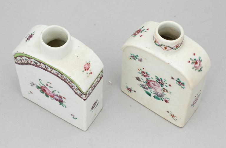 TEDOSOR, två stycken, kompaniporslin. Qing dynastin, Qianlong (1736-95).