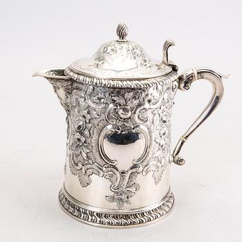 A Scottish silver jar, Edingburgh 1773, unidentified maker's mark.