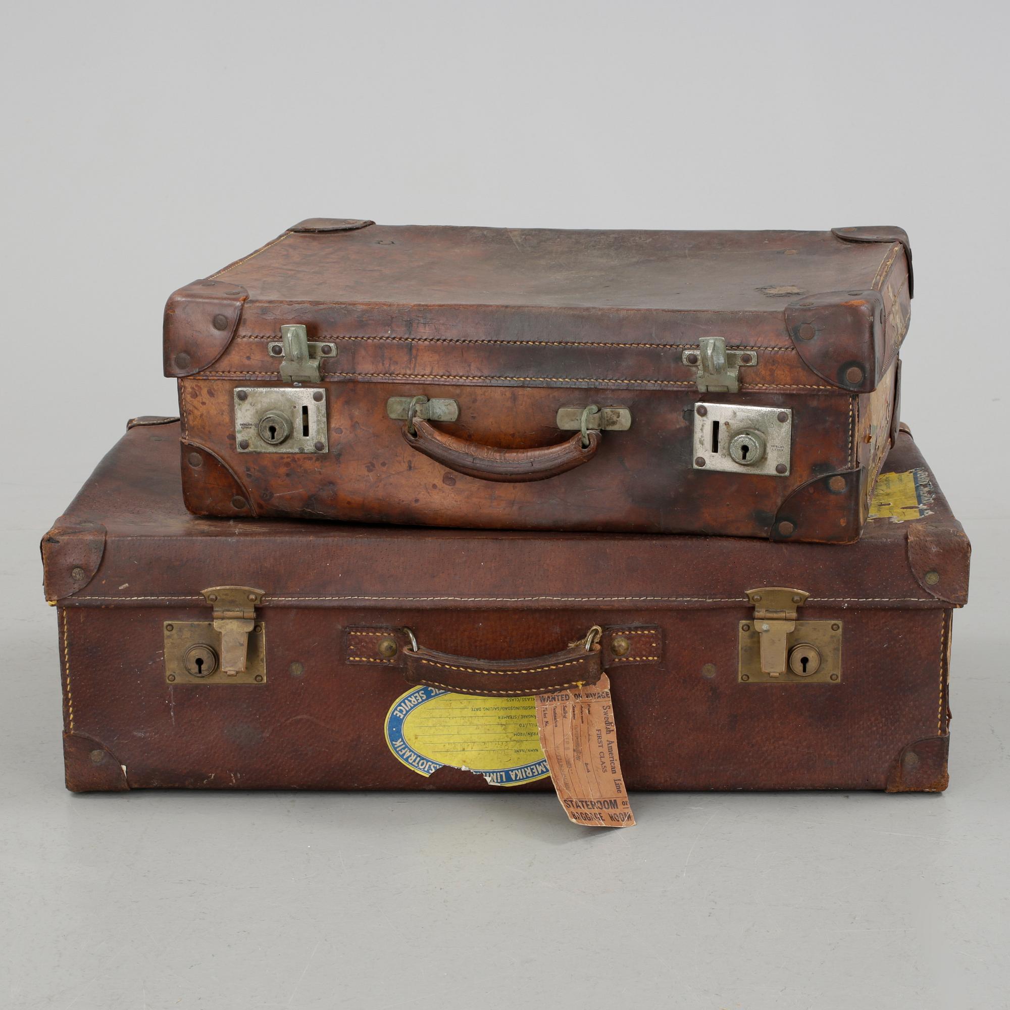 RESVÄSKOR, 2 st, läder, 1920-tal.