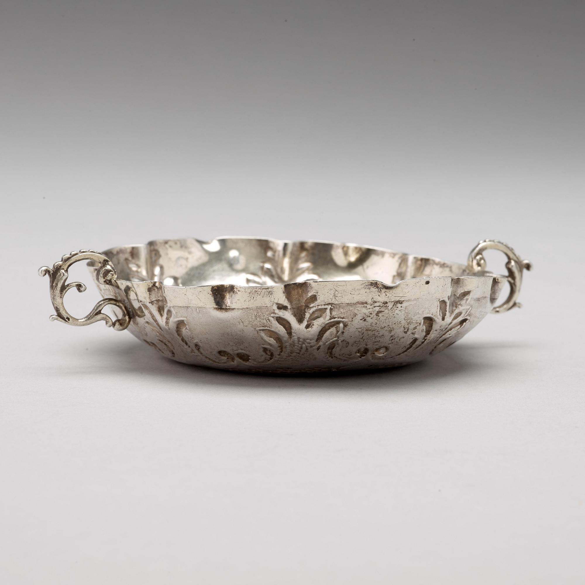 A German 17th centuryparcel-gilt silver sweet meat dish, mark of Johannes Kilian possibly, Augsburg 1685-1687.