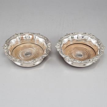 A pair of silver plated coasters, Sheffield.