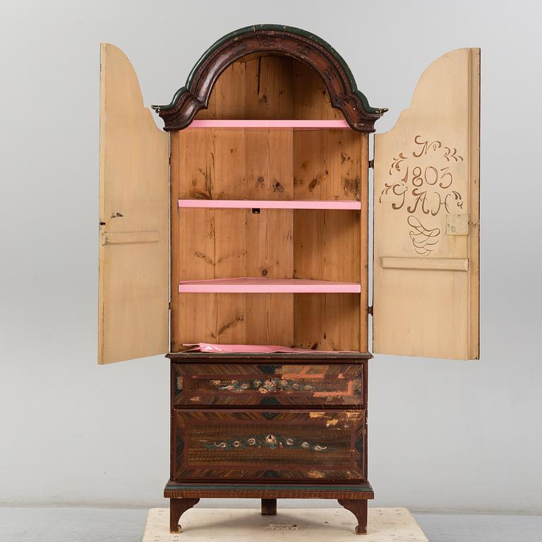 A Swedish corner cabinet, ca 1800.