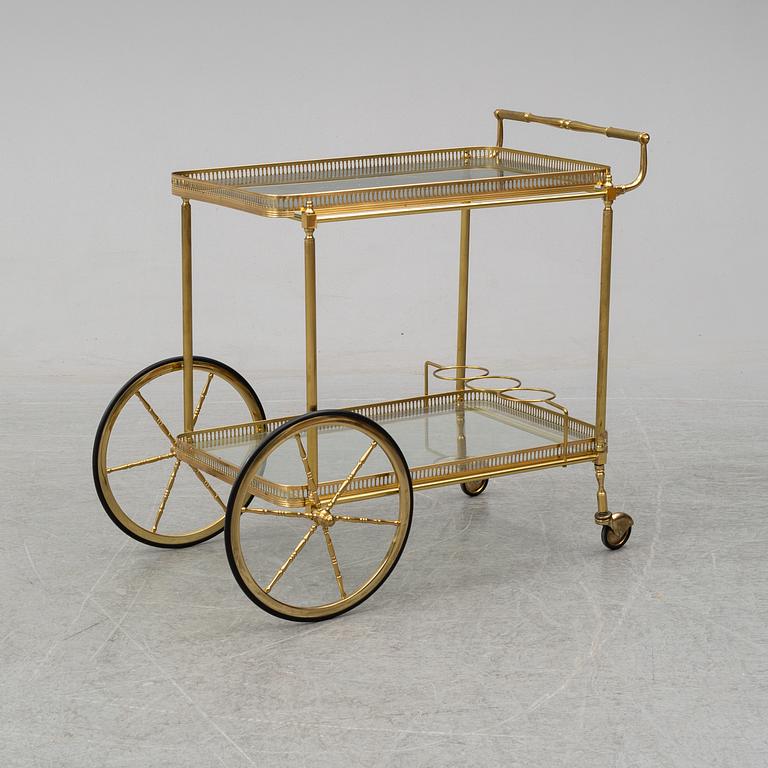 SERVERINGSVAGN, 1900-talets andra hälft.