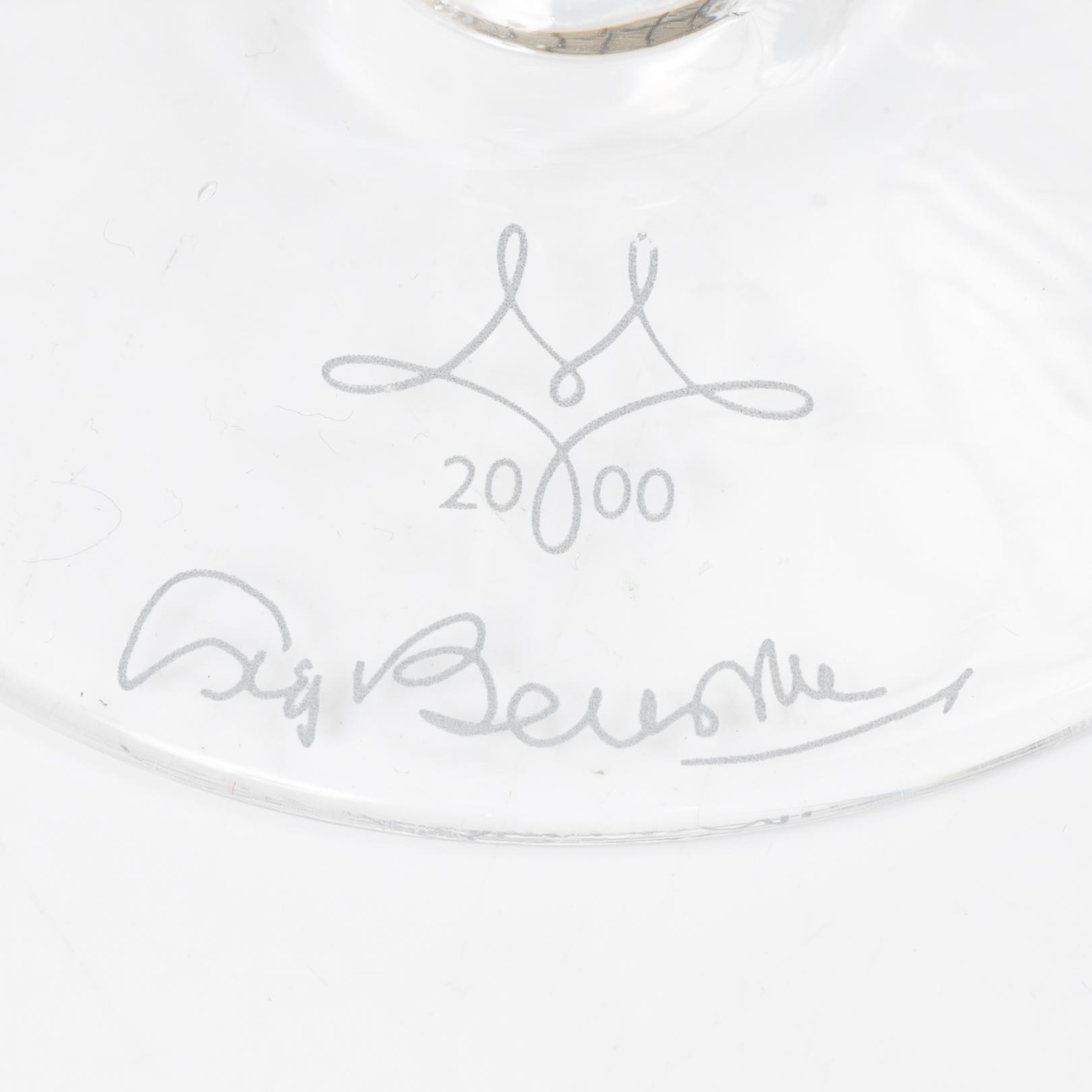 Sigvard Bernadotte, A 314 piece dinner and coffee service, “Marianne Royal Blue”, Christineholm/Fyrklövern, 2000.