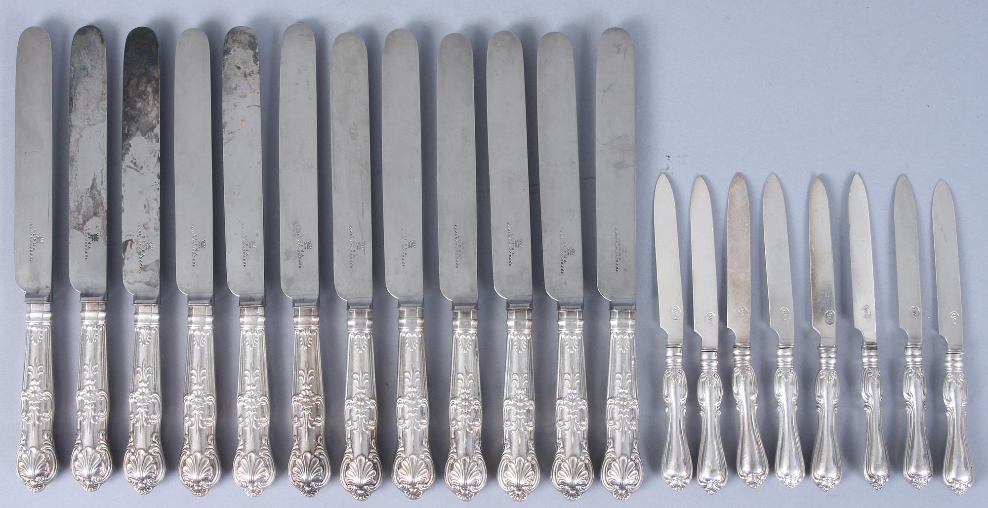 PARTI VITMETALL, 25 delar, bl a 1800/1900-tal.