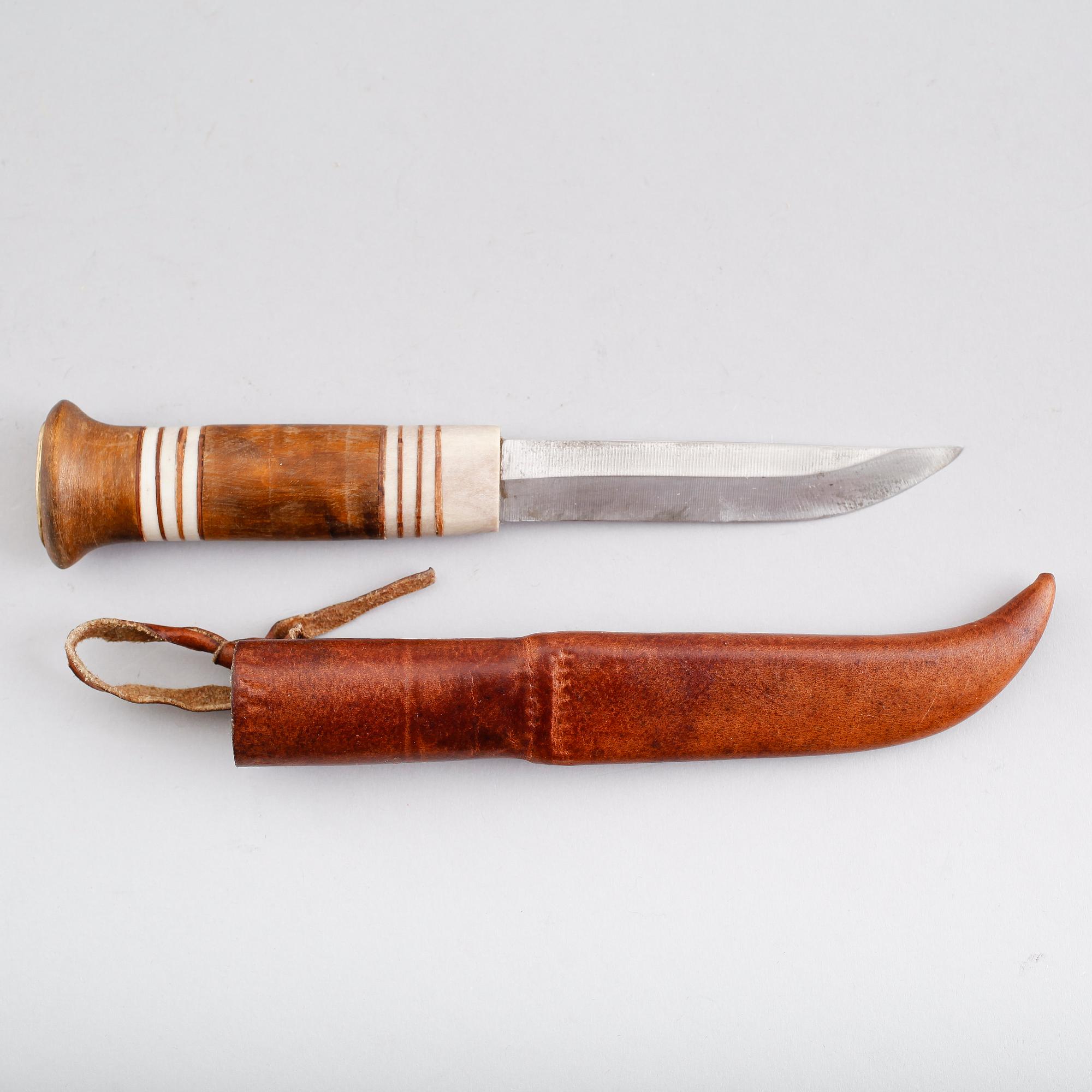 SAMEKNIV, ben och trä, 1900-talets andra hälft.