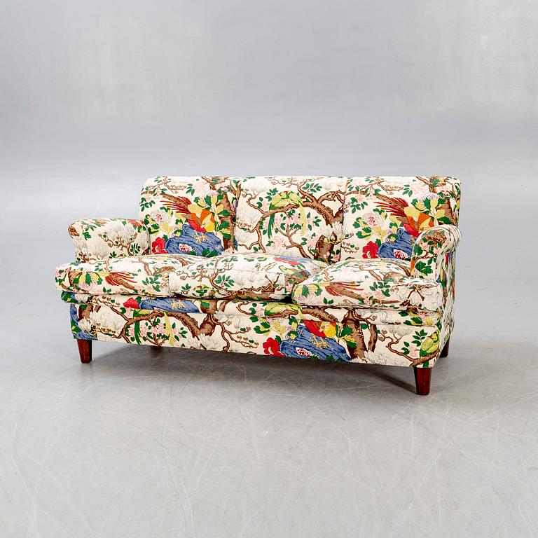 Josef Frank, soffa modellnr 678 för Firma Svenskt Tenn sent 1900-tal.