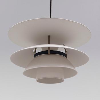 TAKLAMPA, "Charlottenborg", Ebbe Christensen, Sophus Frandsen och Poul Henningsen, Louis Poulsen, Danmark, höjd 30.
