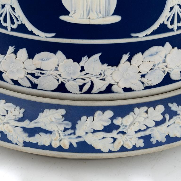 Ostkupa, Wedgwood, omkring 1900.