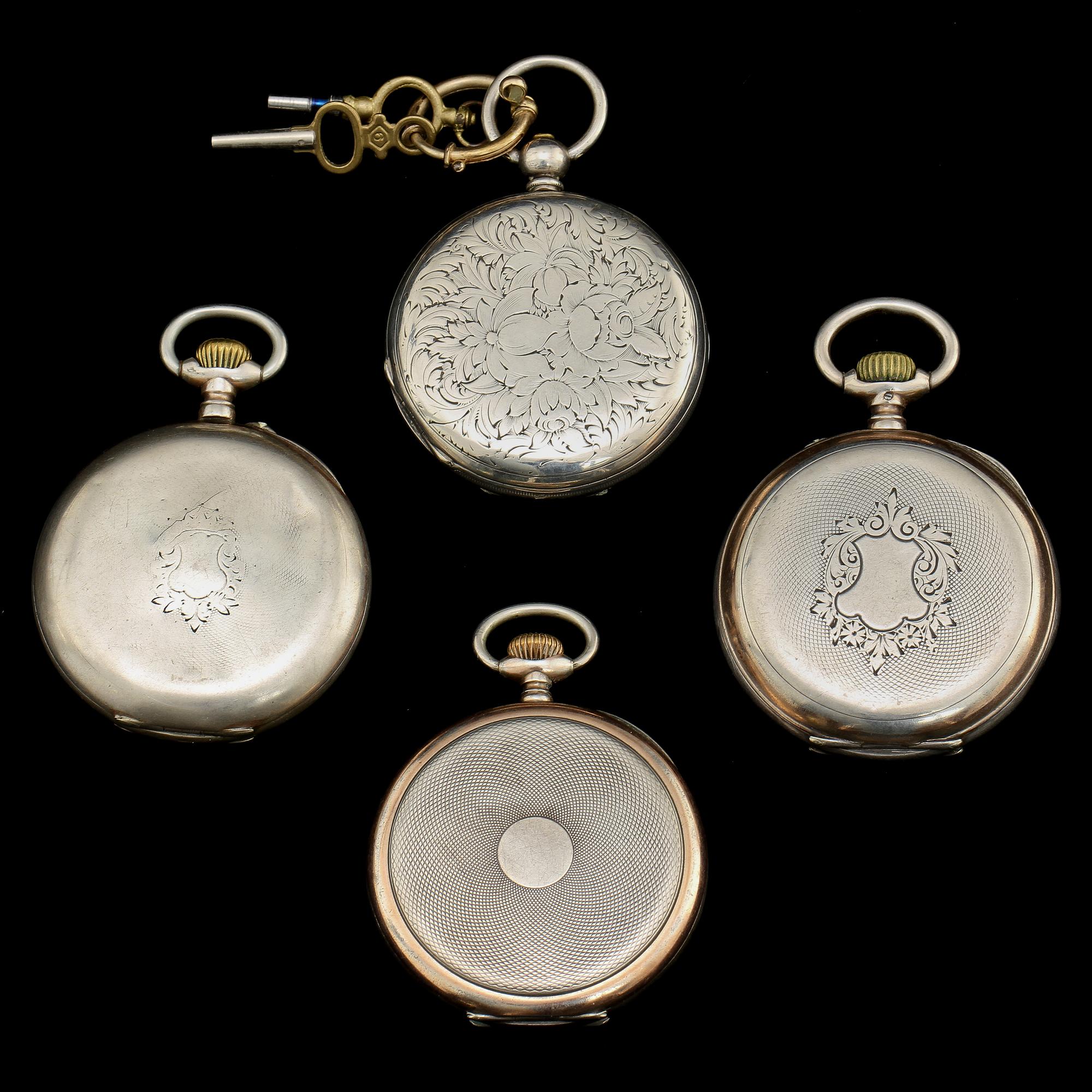 FICKUR, 4 st, delvis silver. Vikt 331 g.