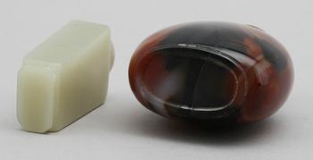 SNUSFLASKOR, 2 st, sten, Kina, 1900-/2000-tal.