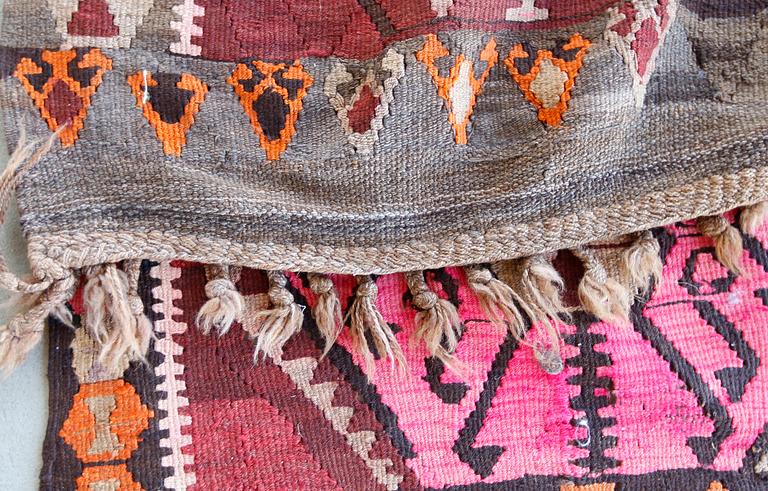 MATTA, Kelim, ull, ca 140 x 300.