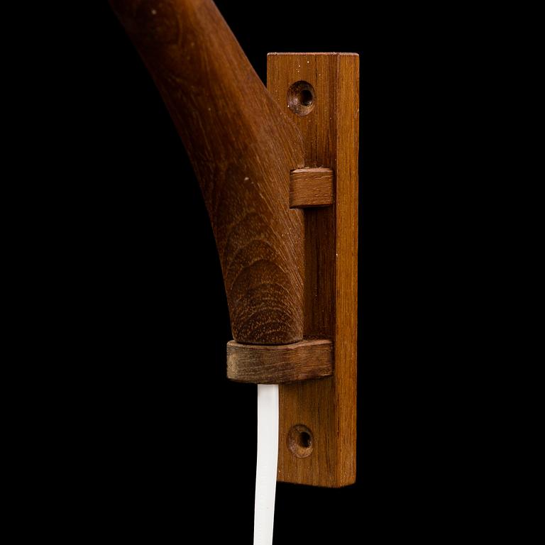 UNO & ÖSTEN KRISTIANSSON, a teak wall light, 1950's/60's.