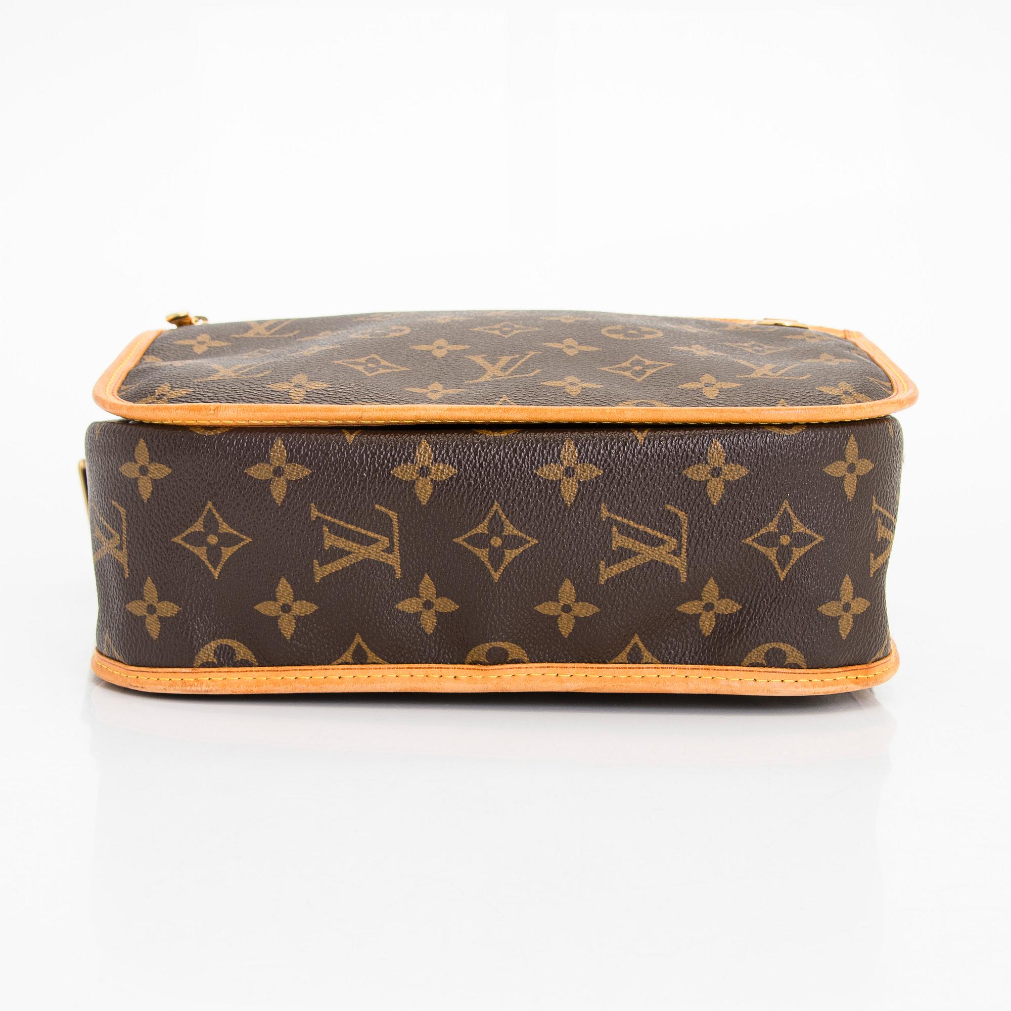 Louis Vuitton, "Bosphore Messenger PM", väska.