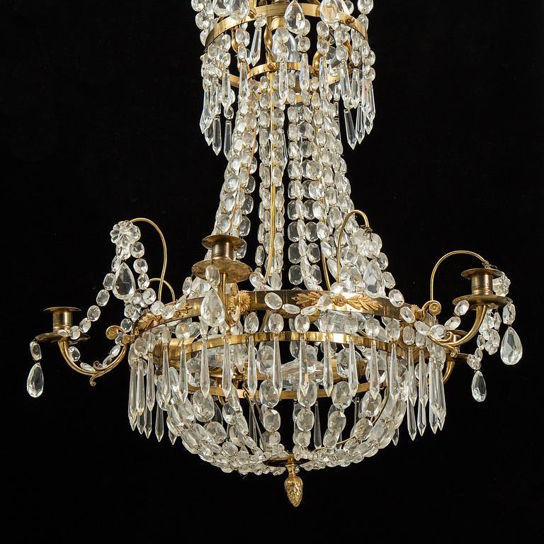 An early 20th Century, Gustavian style chandelier.