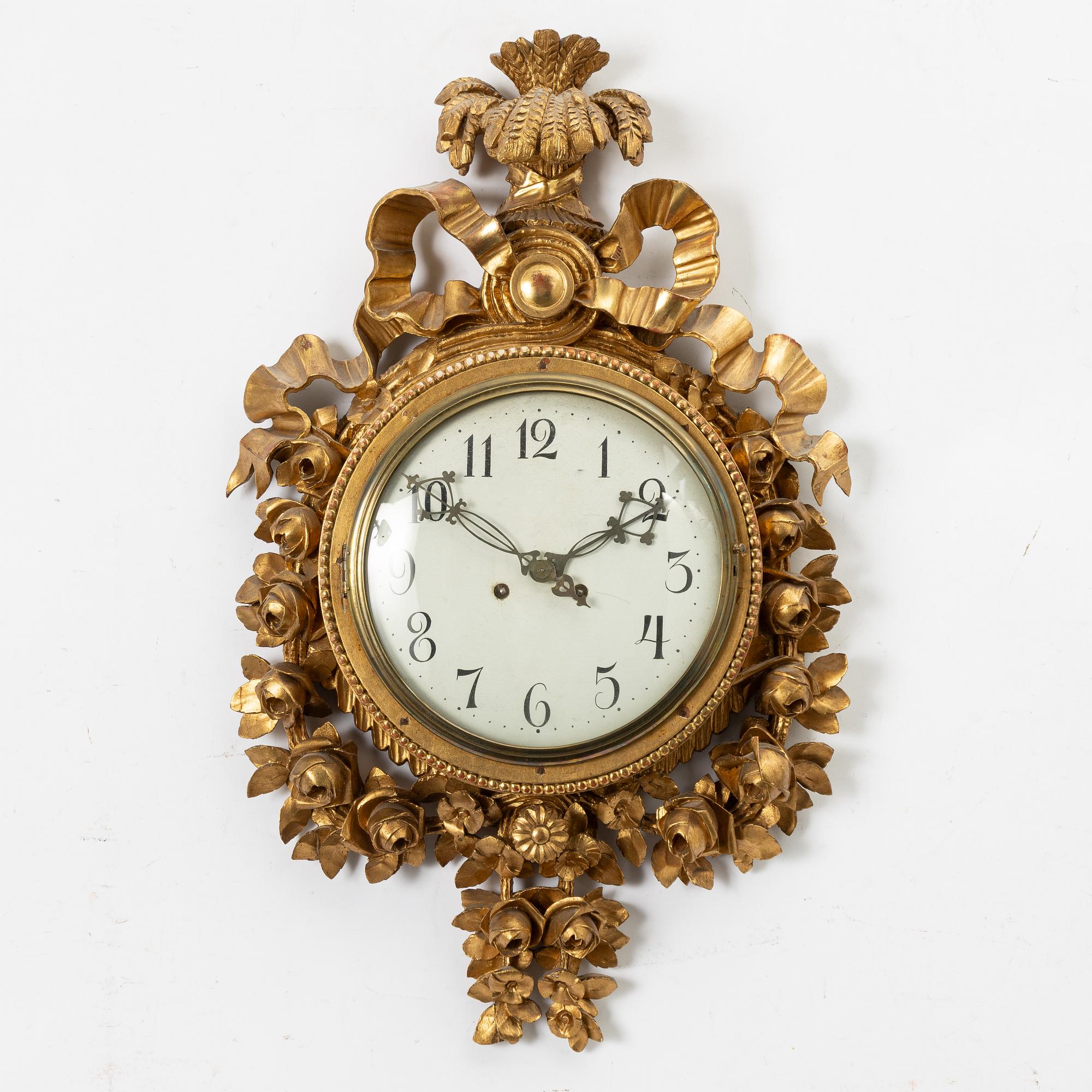 Wall clock, 19th century.