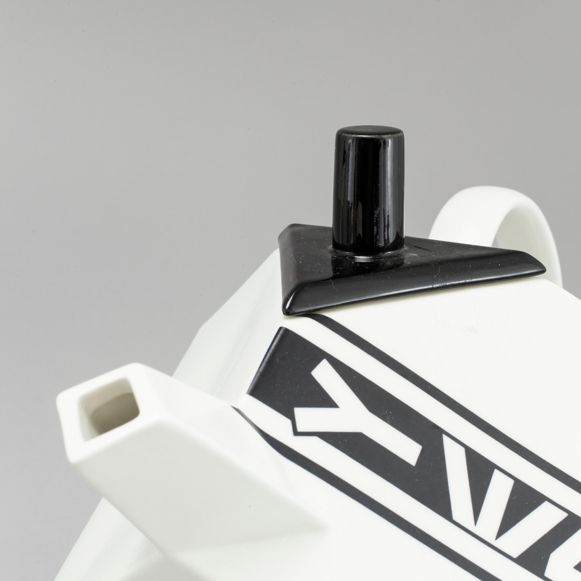 ROLF SINNEMARK, two "Cube" porcelain teapot for Rörstrand in the late 20th century.