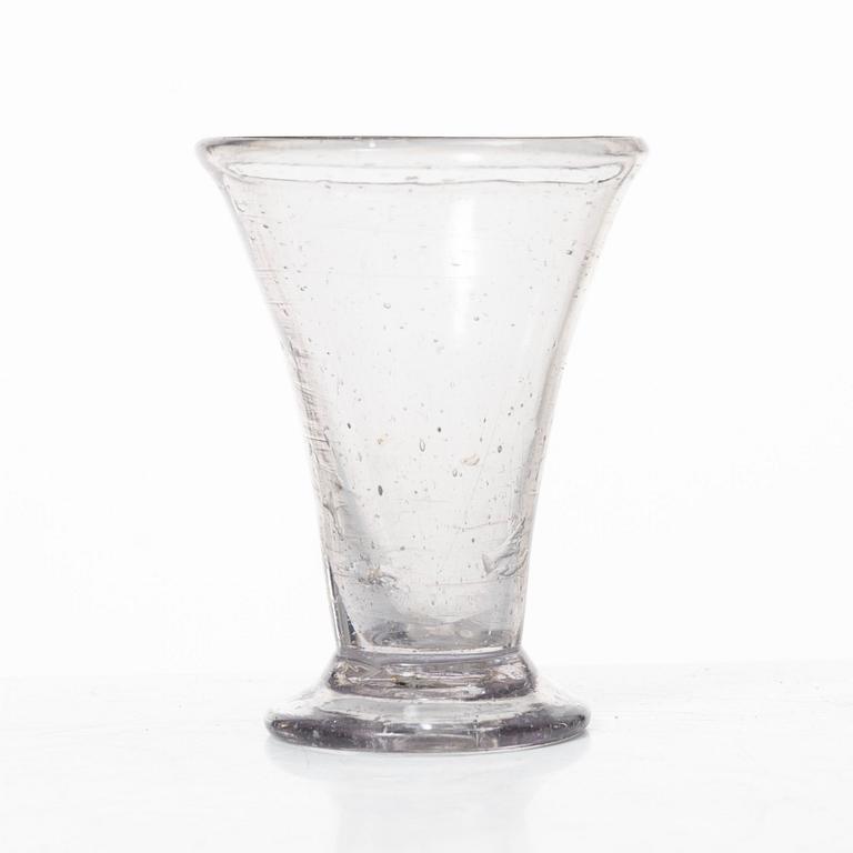 A miniature cup, 18th century.