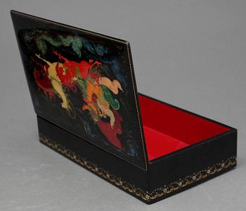 LACKASKAR, 2 st, signerade och en daterad 1976, Palekh, Ryssland.
