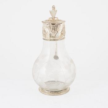 Vinkanna, glas och nysilver, omkring år 1900.