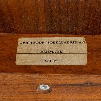 Nissen & Gehl, matbord, Naver Collection/Gramrode Möbelfabrik, Danmark, 2004.