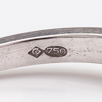 An 18K white gold ring with a ca. 1.01 ct diamond according to certificate.