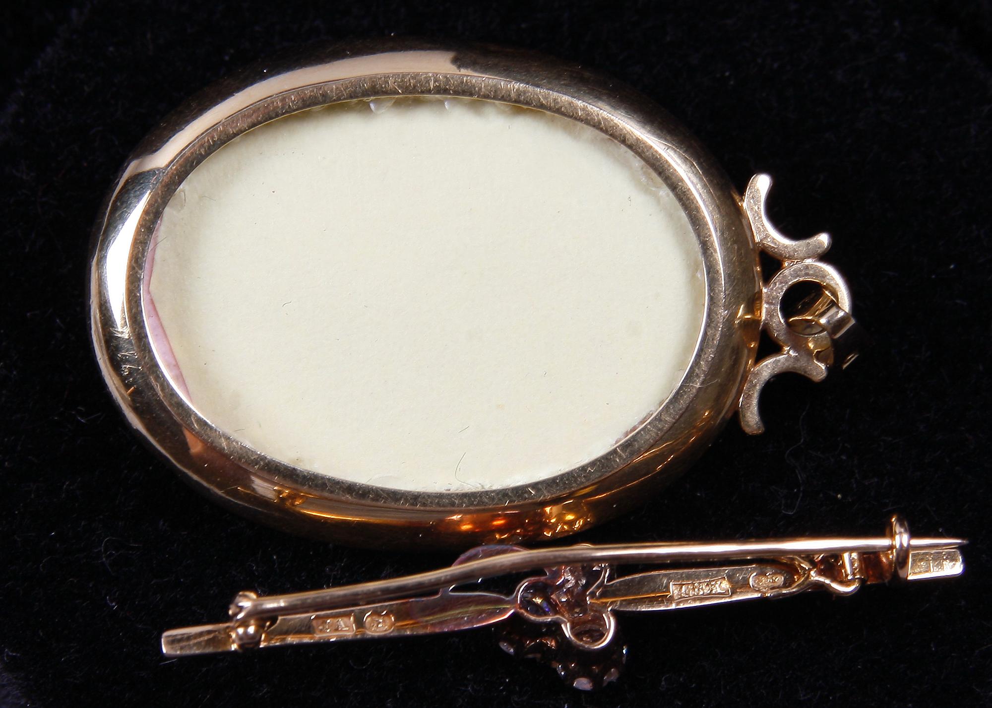 PARTI SMYCKEN, 3 delar, bl a briljanter, 18 K guld och stelingsilver, 1800-1900-tal.