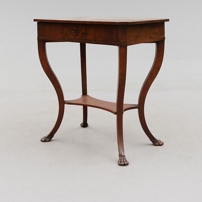DAMARBETSBORD, senempire, 1800-talets mitt.