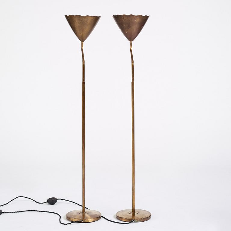 Swedish Modern, ett par golvlampor, up-lights, 1940-tal.