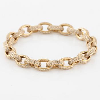 Armband, 18K guld med åttkantslipade diamanter.