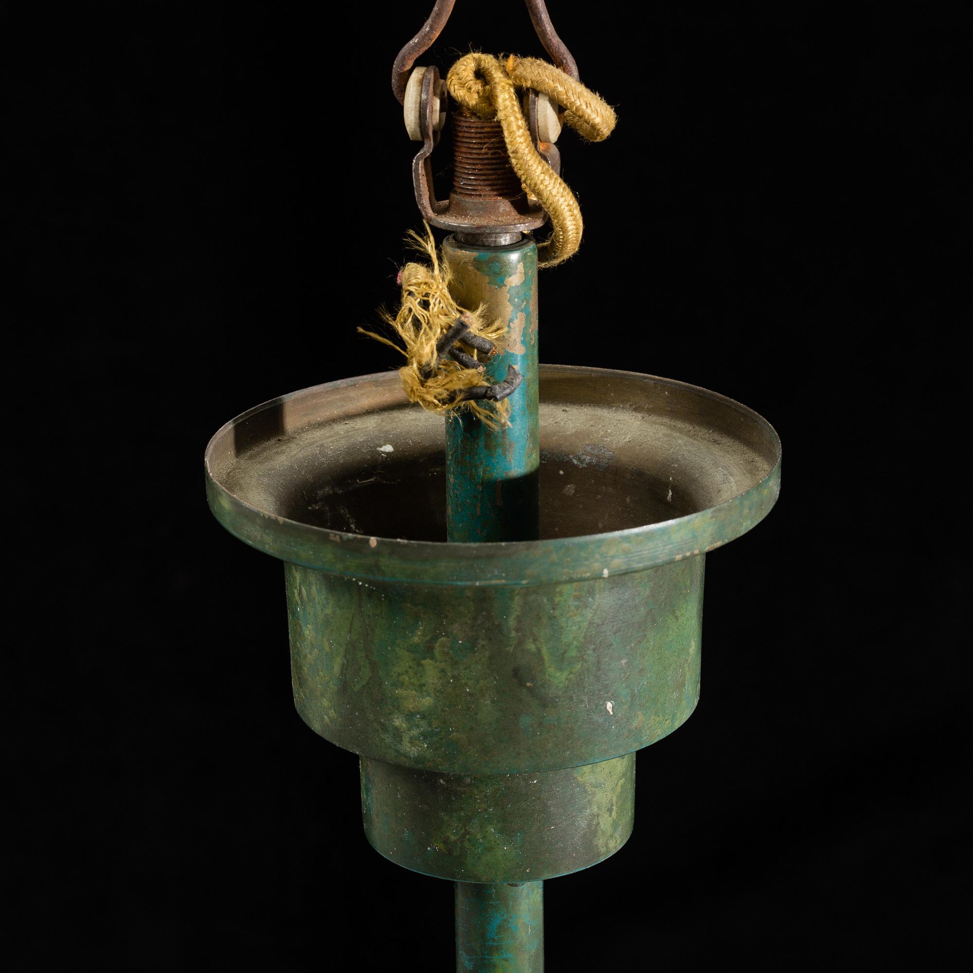 A 1920/30's ceiling lamp.