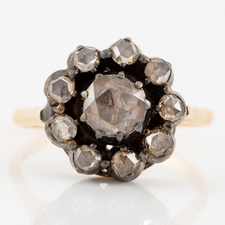 Ring, 18K gold and silver with rose-cut diamonds.