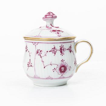 Royal Copenhagen, A ‘Ruby red fluted’ (Red Musselmalet) porcelain custard cup with cover, around 1900.