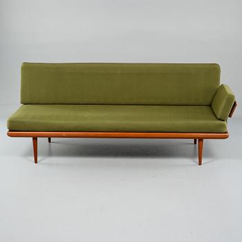 SOFFA, "Minerva", Peter Hvidt och Orla Mölgaard Nielsen, France Daverkosen, 1950/1960-tal.