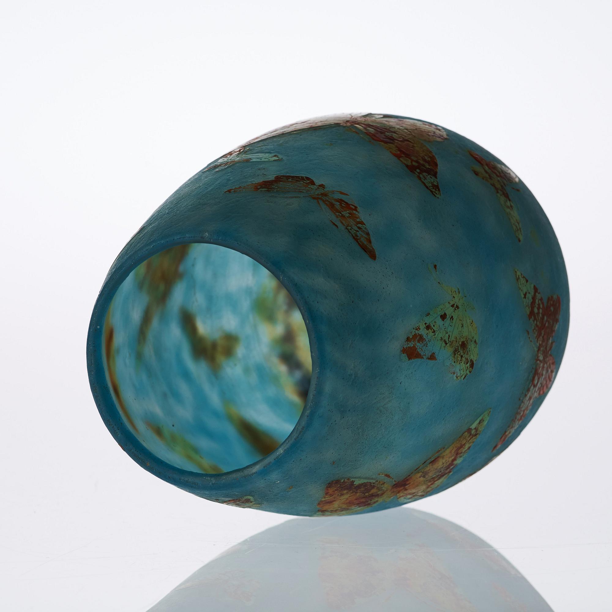 A Daum Art Nouveau cameo glass vase, Nancy, France.