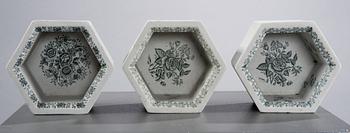 Rut Bryk, HEXAGON-TIILET, 3 KPL.