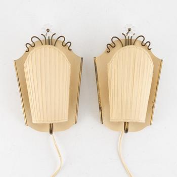 A pair of Swedish Modern wall lamps, 1940's.