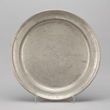 FAT, tenn, Gottlob Friedrich Bauman, Hudiksvall, otydlig årsstämpel, verksam 1789-1826/31.